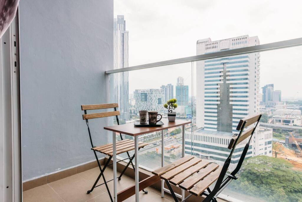 Pangsapuri Twin Galaxy Ksl 6pax Cozy Netflix